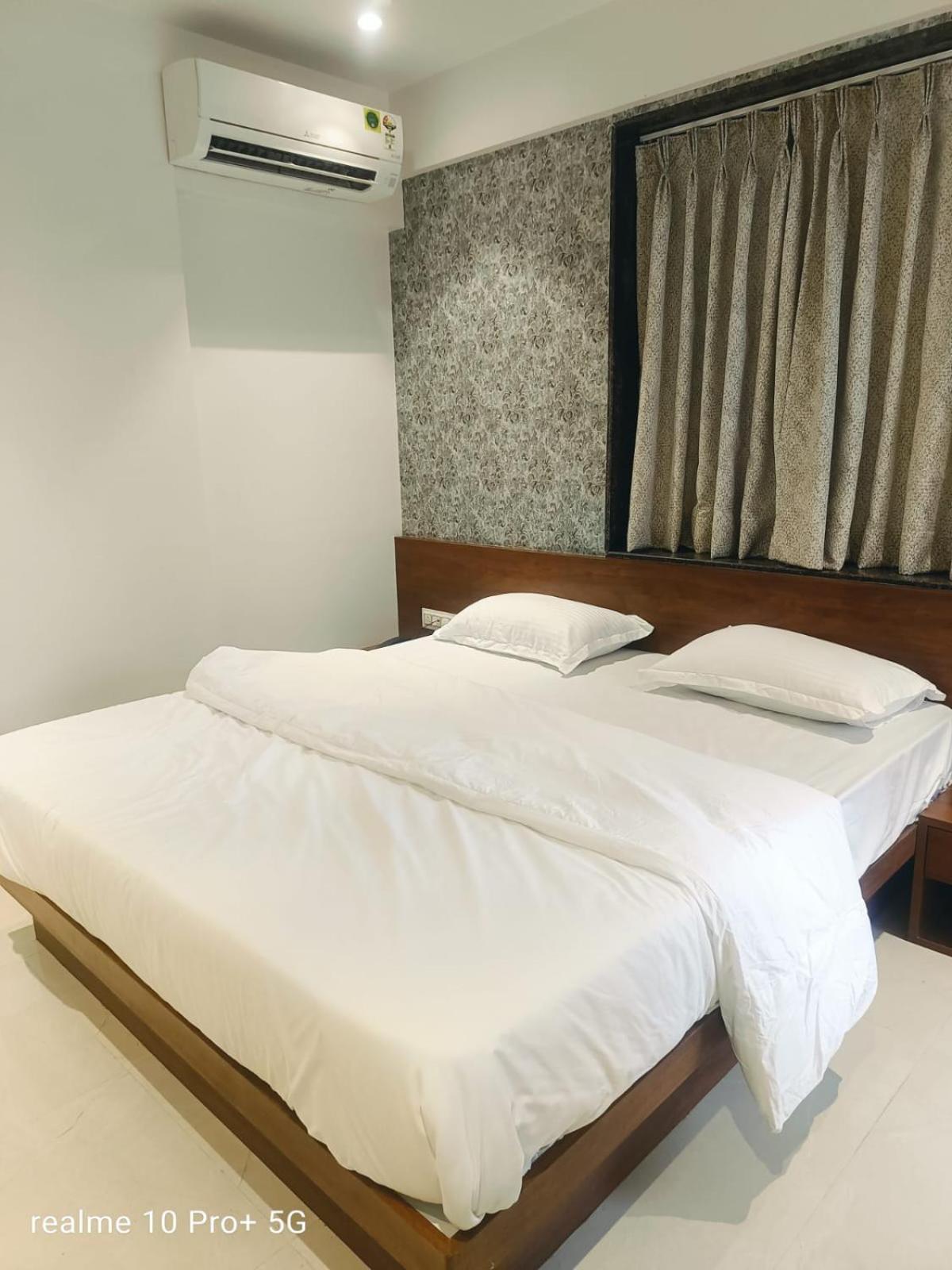 Hotel Drc Nashik Exterior photo